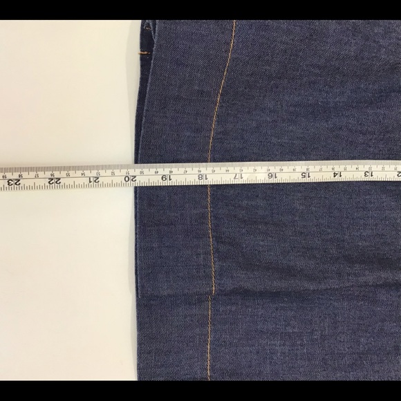 Tommy Hilfiger Denim skirt size 6. - Picture 7 of 7